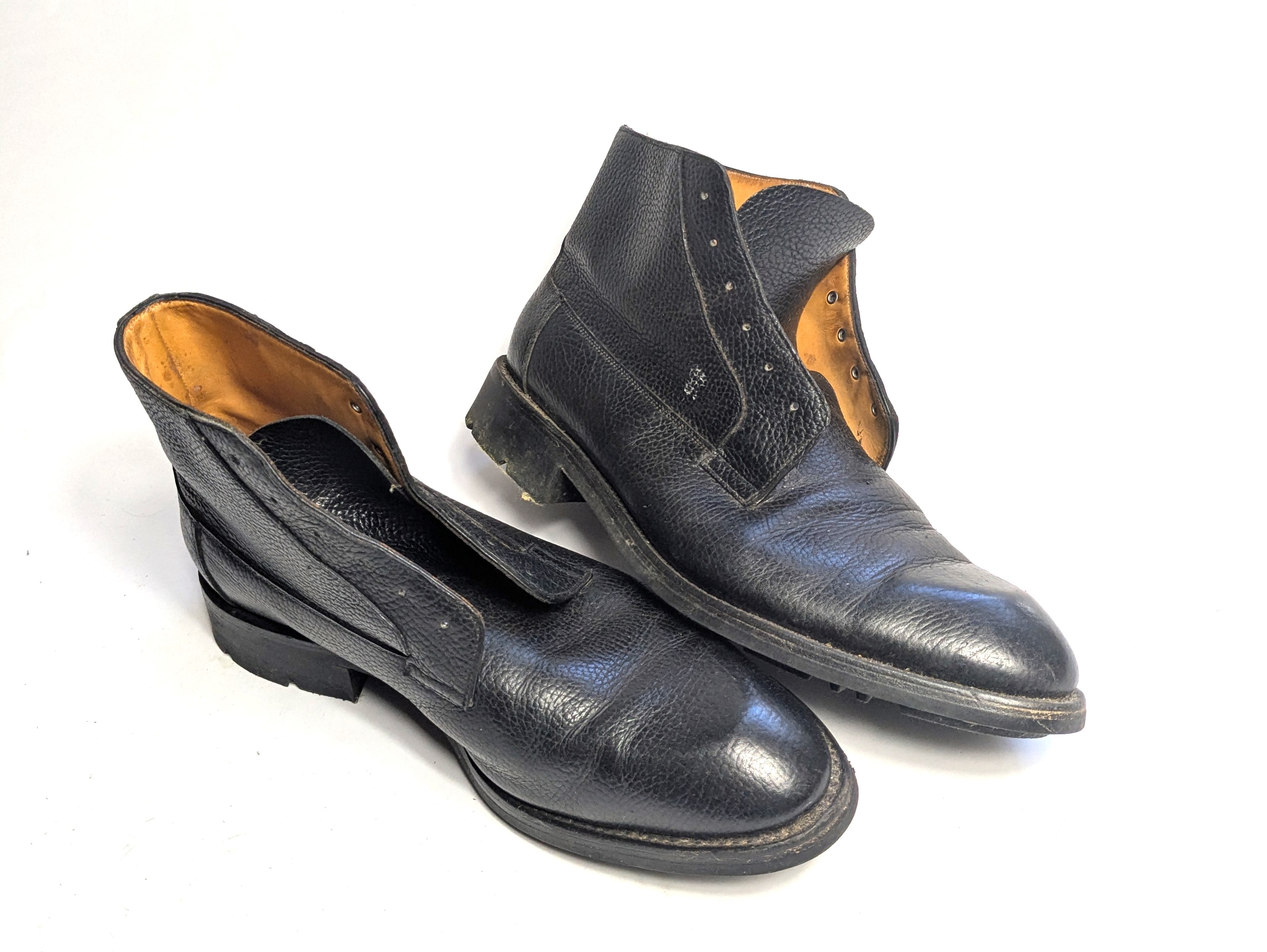 JOHN LOBB